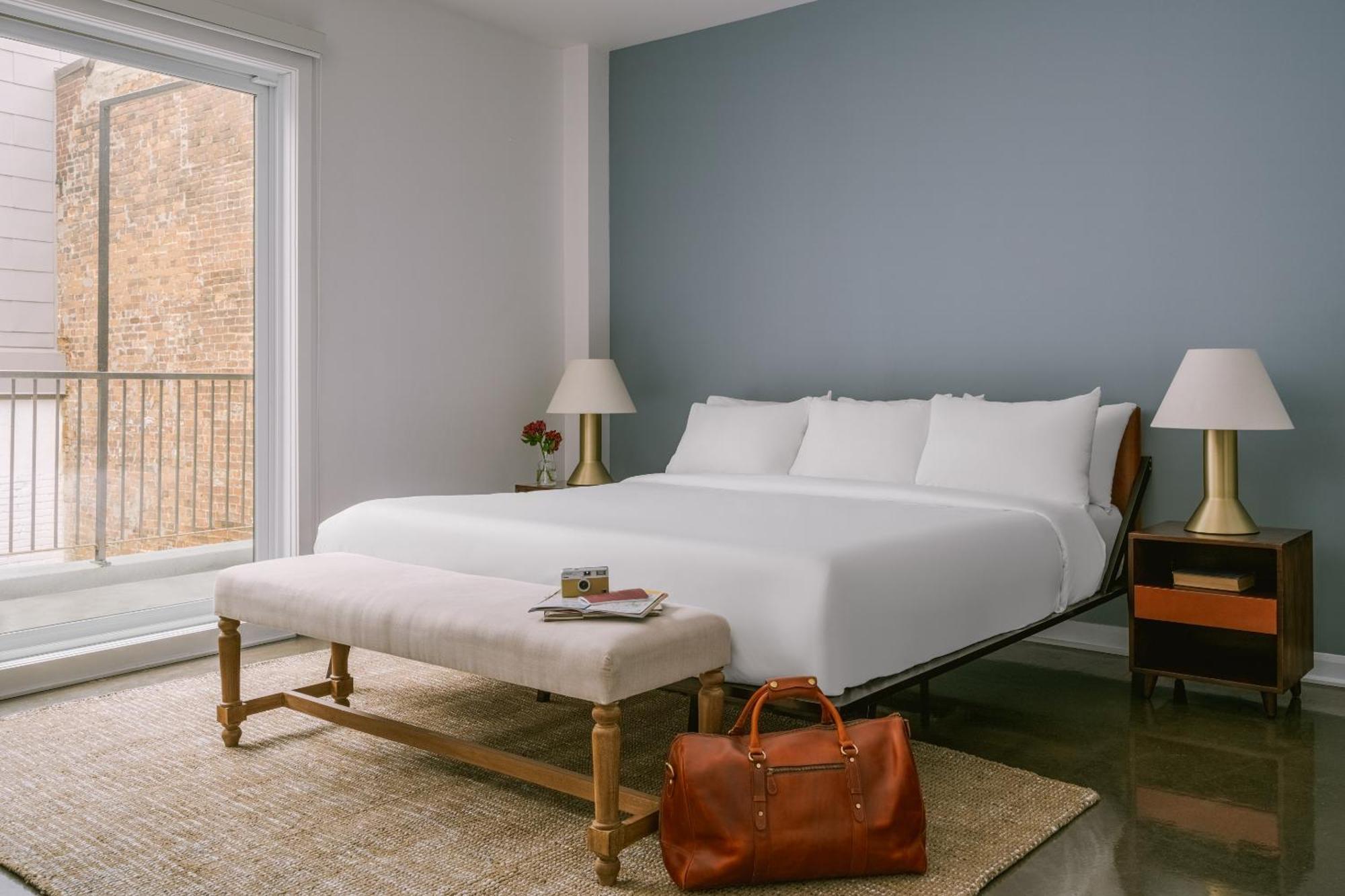 Sonder Penny Lane Aparthotel Montreal Exterior photo