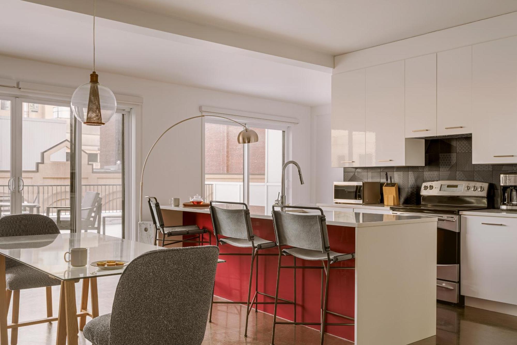 Sonder Penny Lane Aparthotel Montreal Room photo